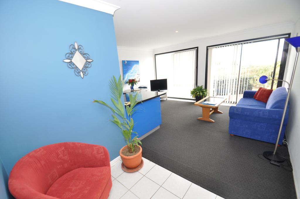 Beachfront Apartments Нарума Номер фото
